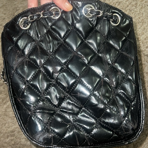 REPOSTING Authentic Chanel Cruise Line 2010-2011 Black Shoulder Bag - Picture 14 of 17